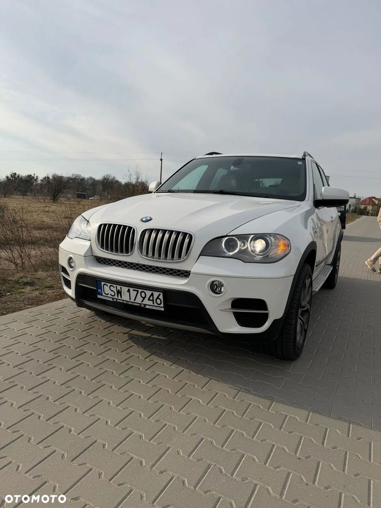 BMW X5 xDrive50i - 2
