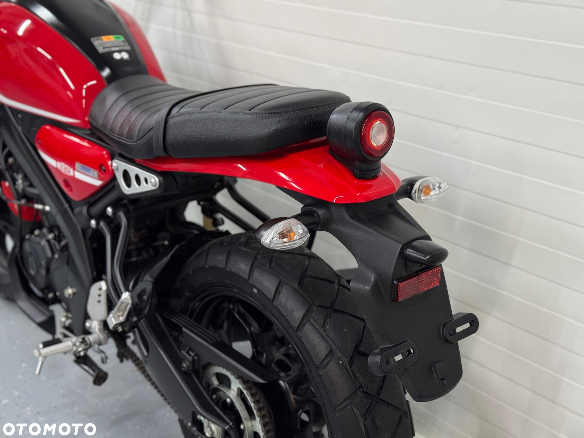 Yamaha XSR - 11