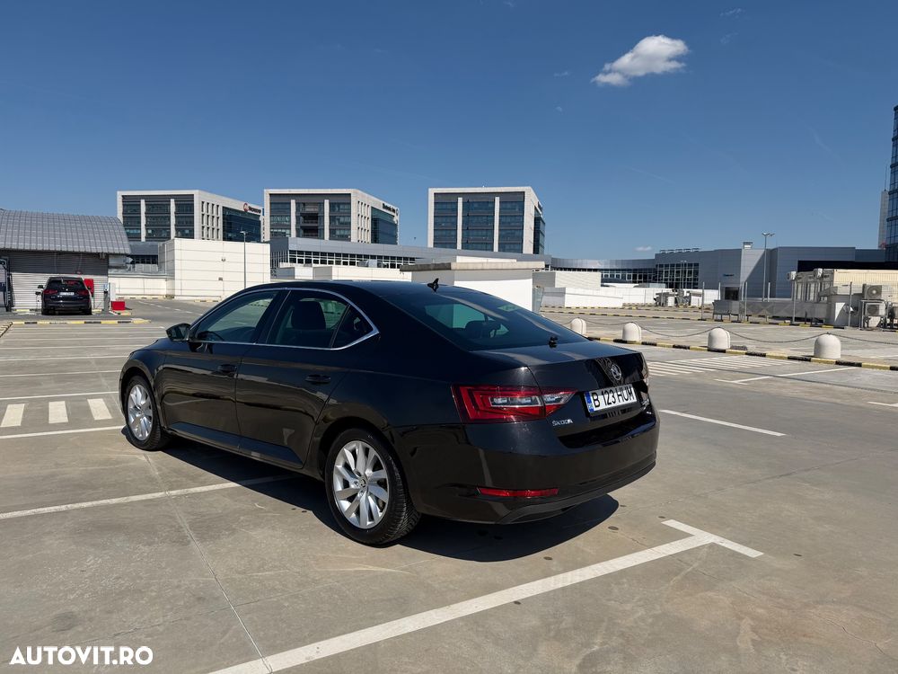 Skoda Superb 1.6 TDI DSG Active - 6