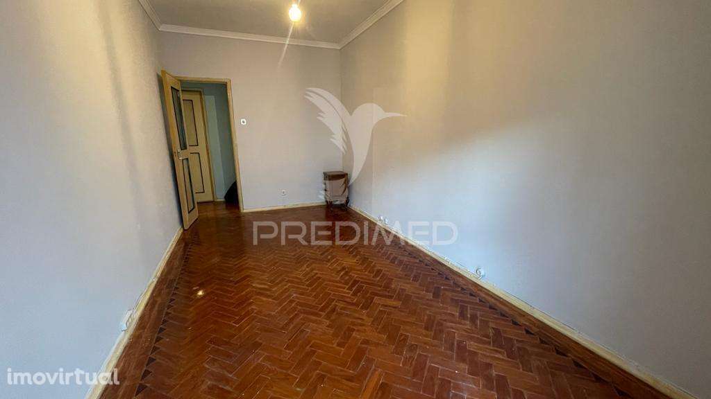 Apartamento T2 na Cova da Piedade – Localização estratégica e excel... - Grande imagem: 4/15
