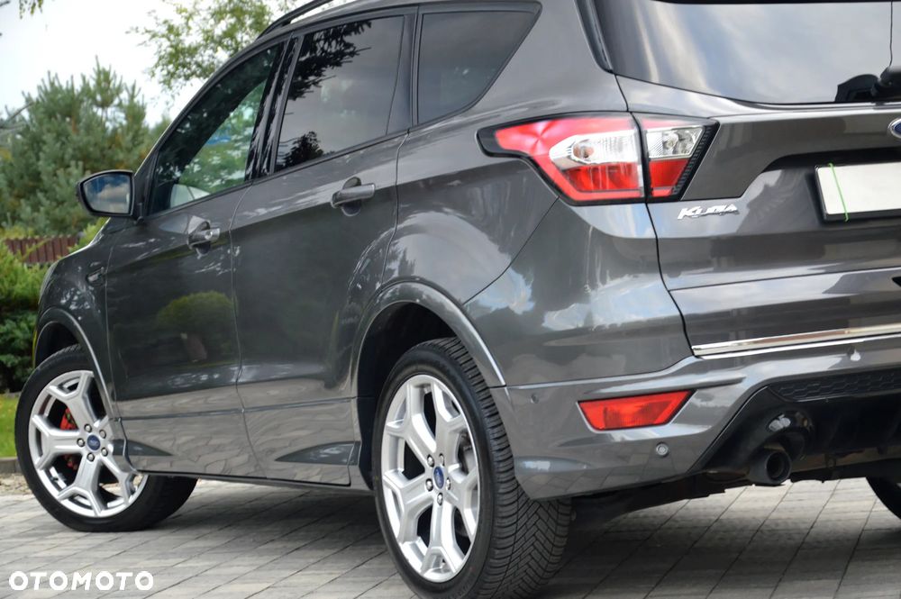 Ford Kuga 2.0 TDCi 4x4 ST-Line - 17