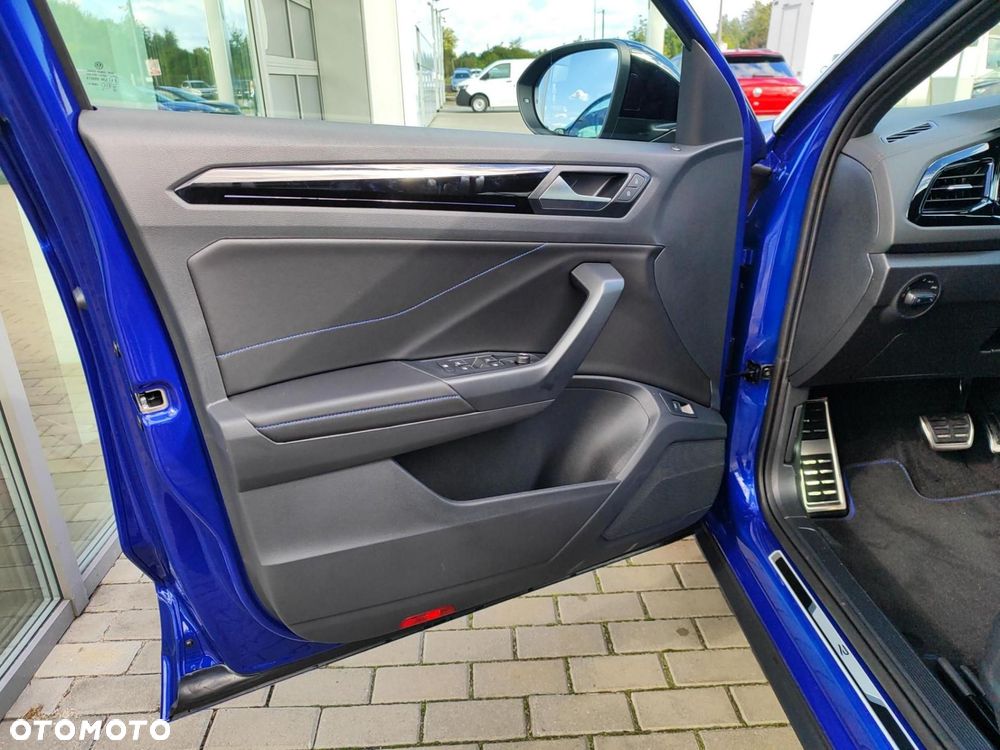 Volkswagen T-Roc - 13