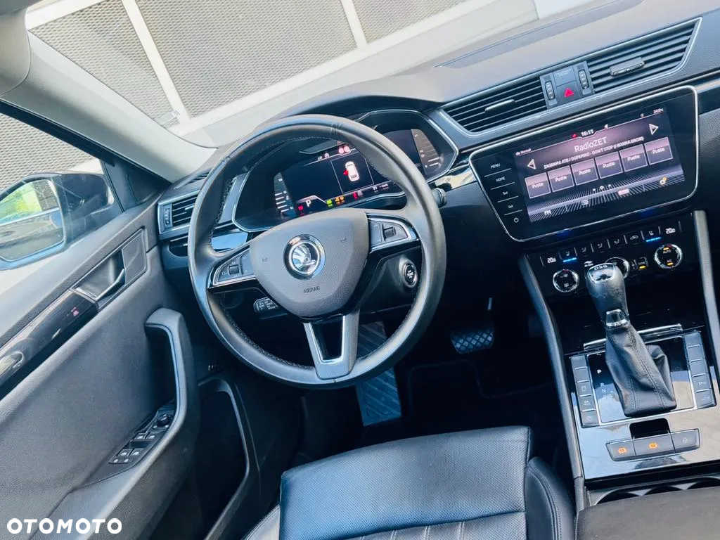 Skoda Superb 2.0 TDI L&K DSG - 31