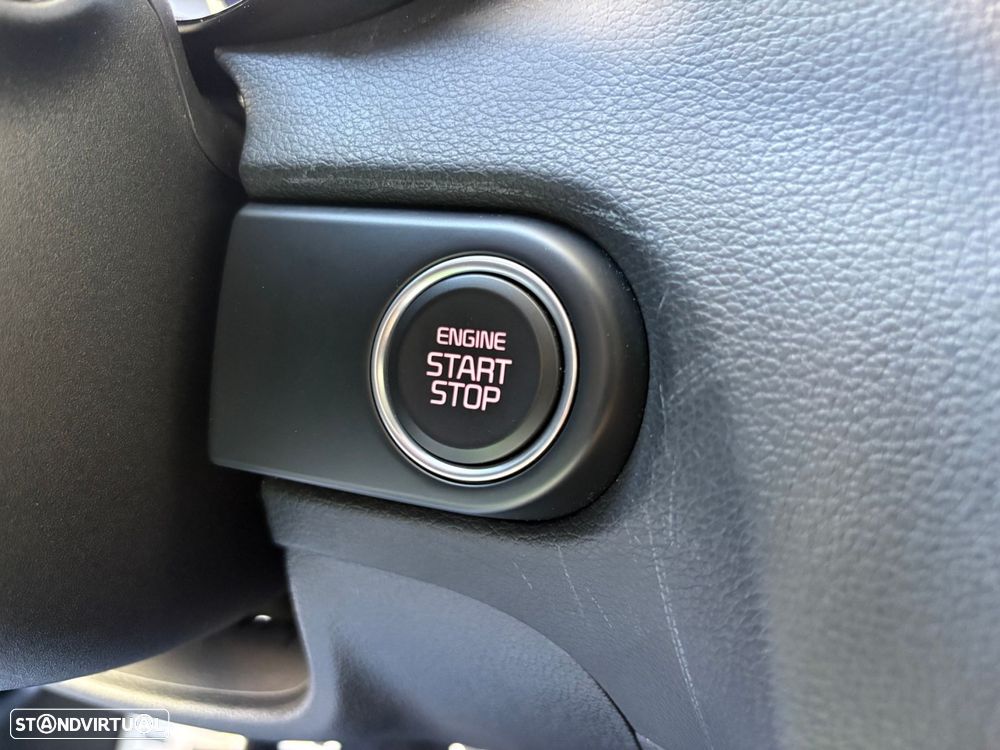 Kia Ceed SW 1.6 CRDi TX+SRF - 19