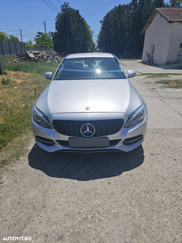 Mercedes-Benz C - 3