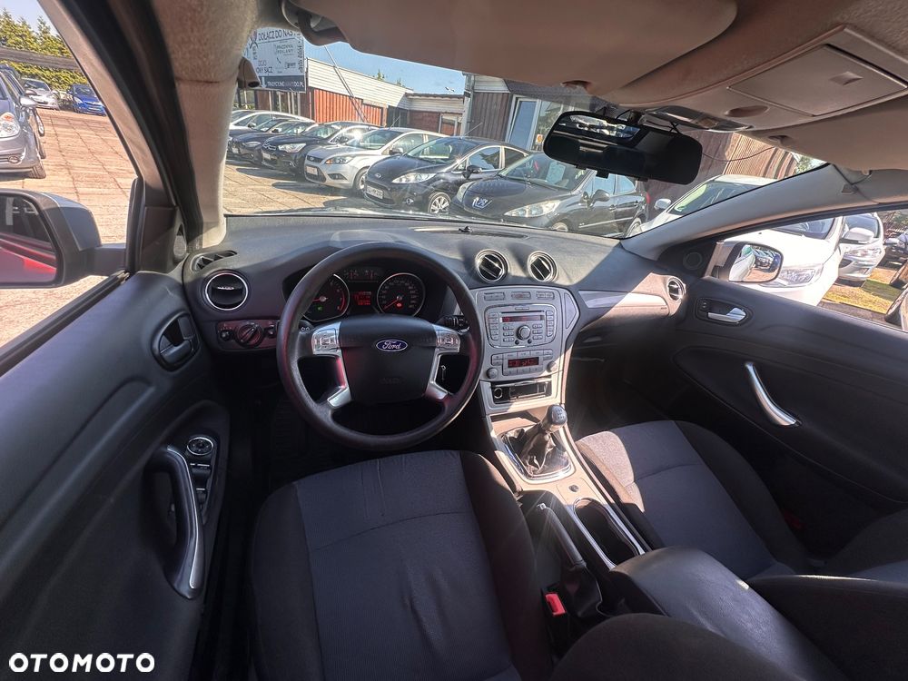 Ford Mondeo 1.6 Titanium - 22