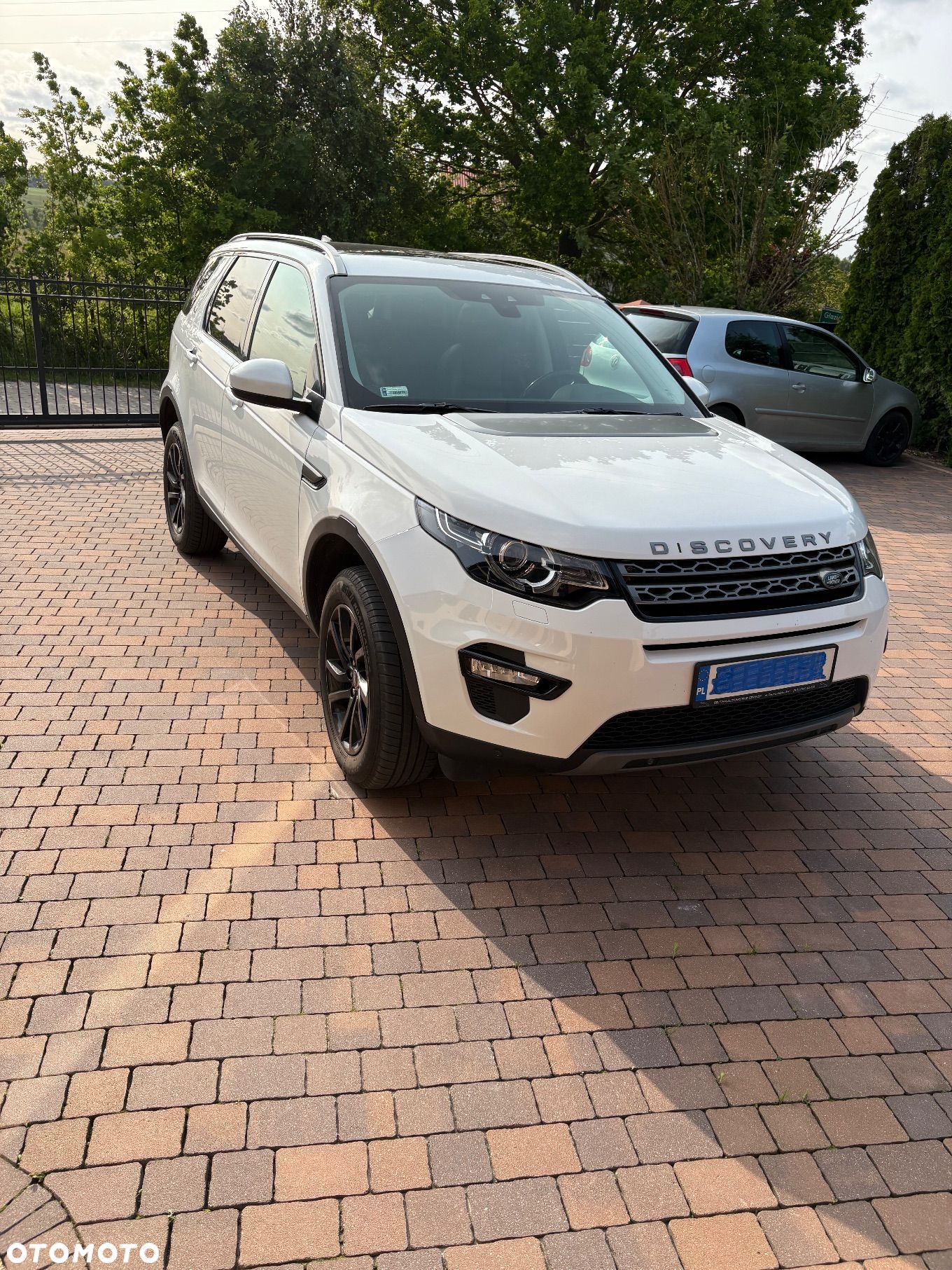 Land Rover Discovery Sport - 1