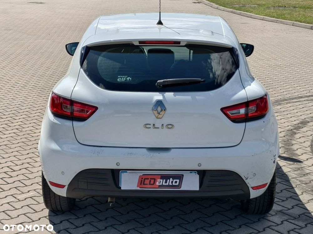 Renault Clio - 6