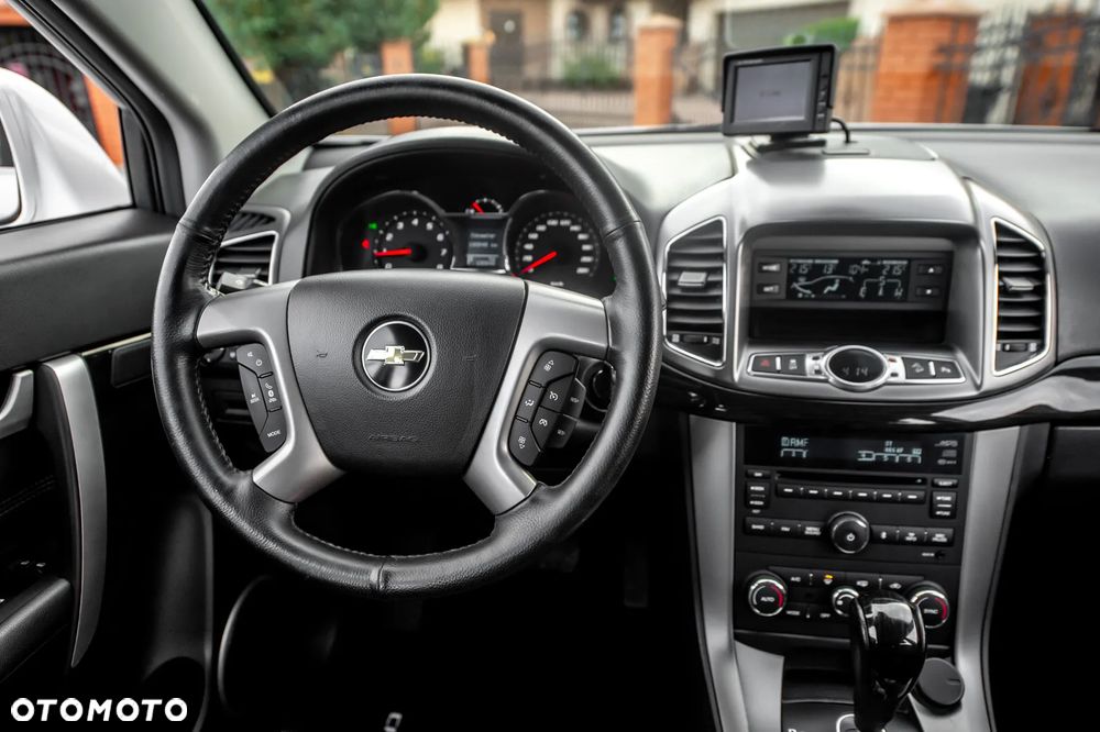 Chevrolet Captiva 2.4 AWD Automatik LT+ - 23