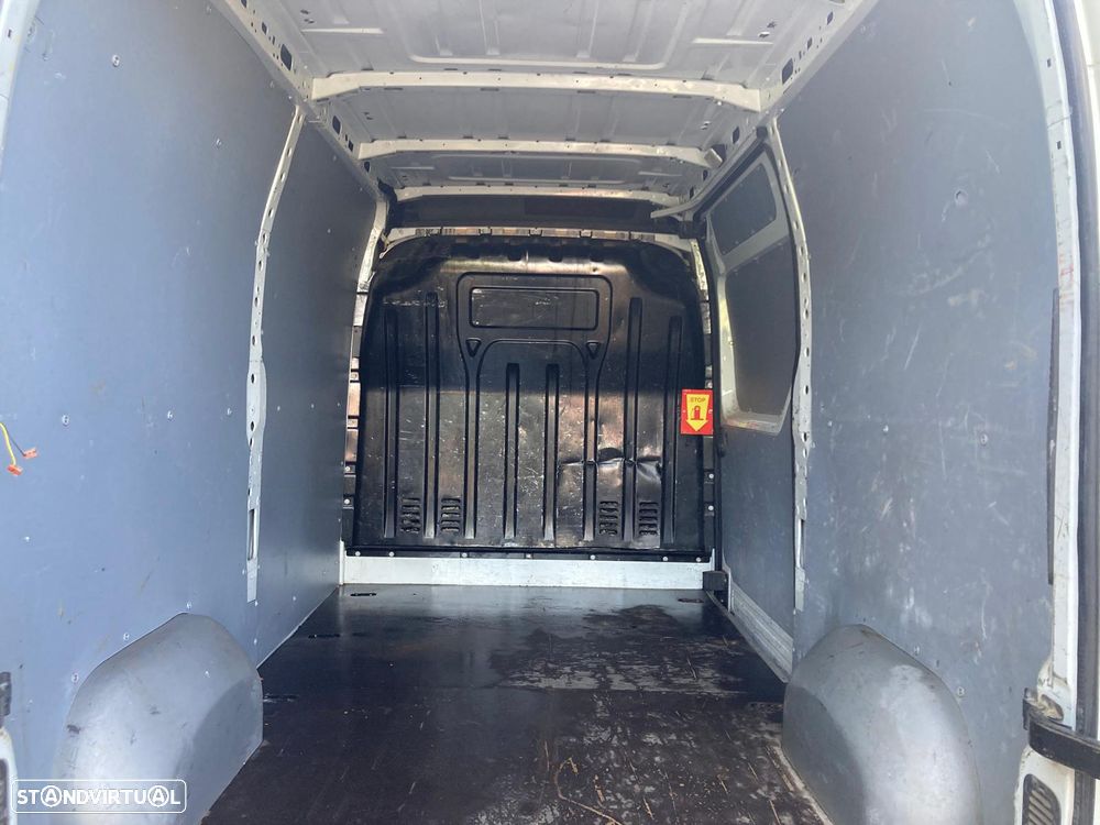 Nissan NV400 2.3DCI L2H2 (versus Renault Master) - 7