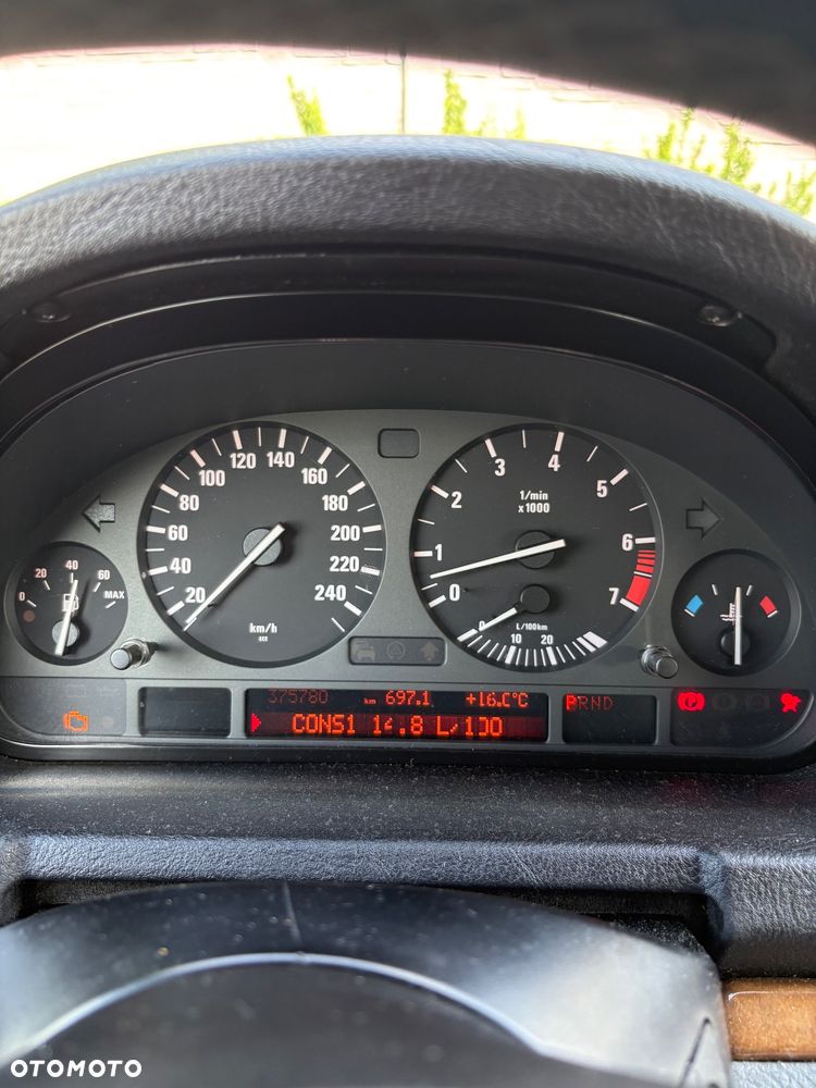 BMW X5 - 6