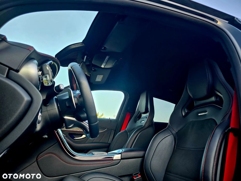 Mercedes-Benz GLC - 27