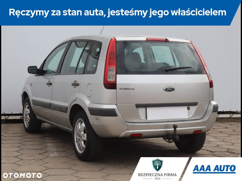 Ford Fusion - 5