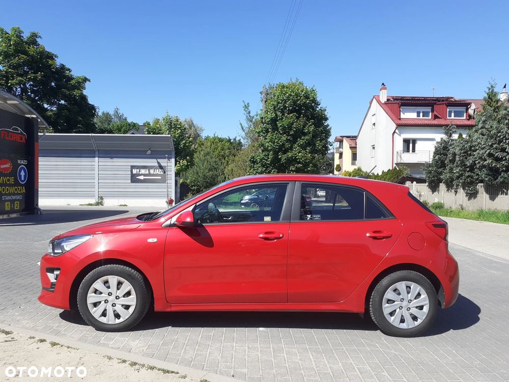 Kia Rio - 2