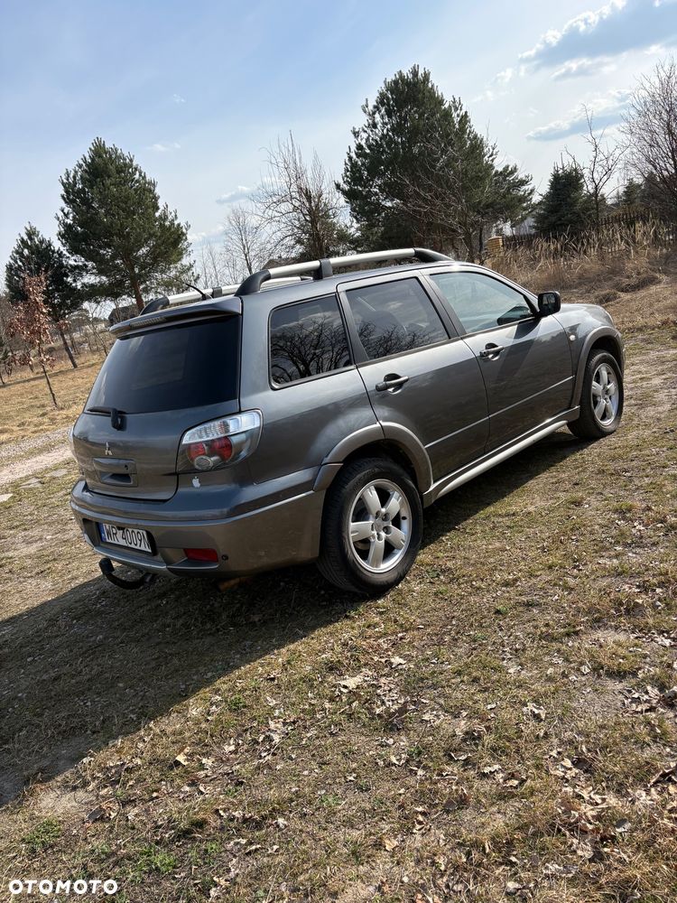 Mitsubishi Outlander 2.0 Sport 4WD - 10