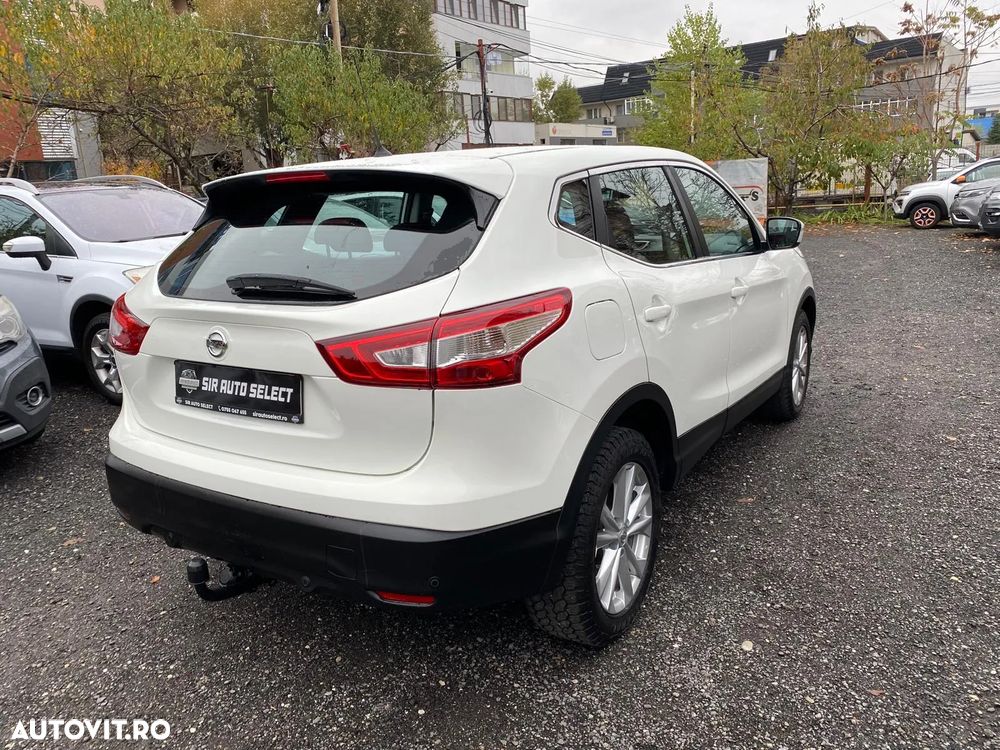 Nissan Qashqai 1.6L dCi Start/Stop 4X4-i Acenta - 9