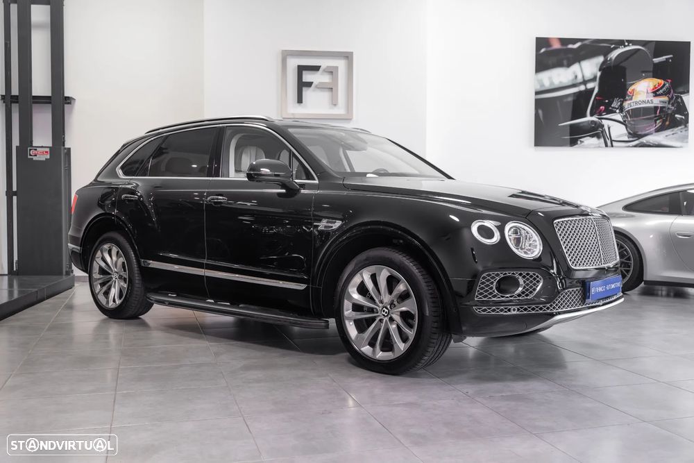 Bentley Bentayga W12 Mulliner - 1