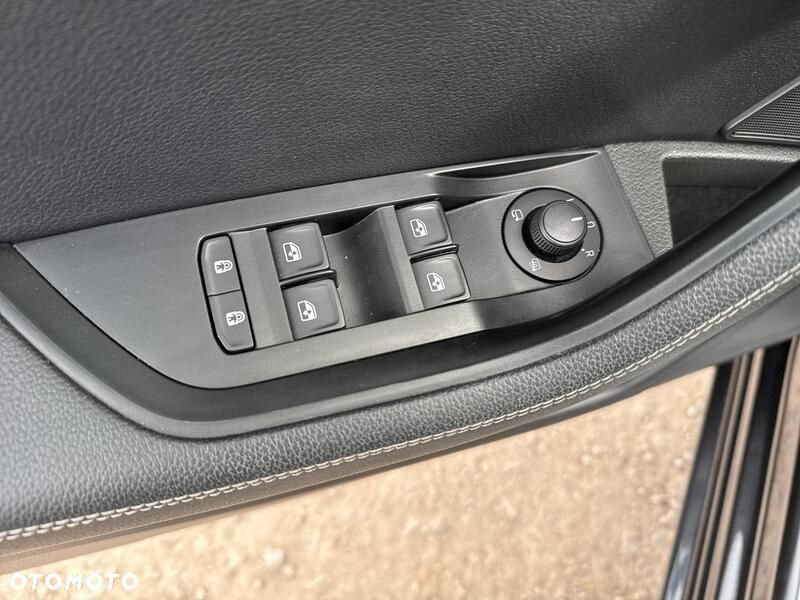 Skoda Superb 1.5 TSI Style DSG - 12