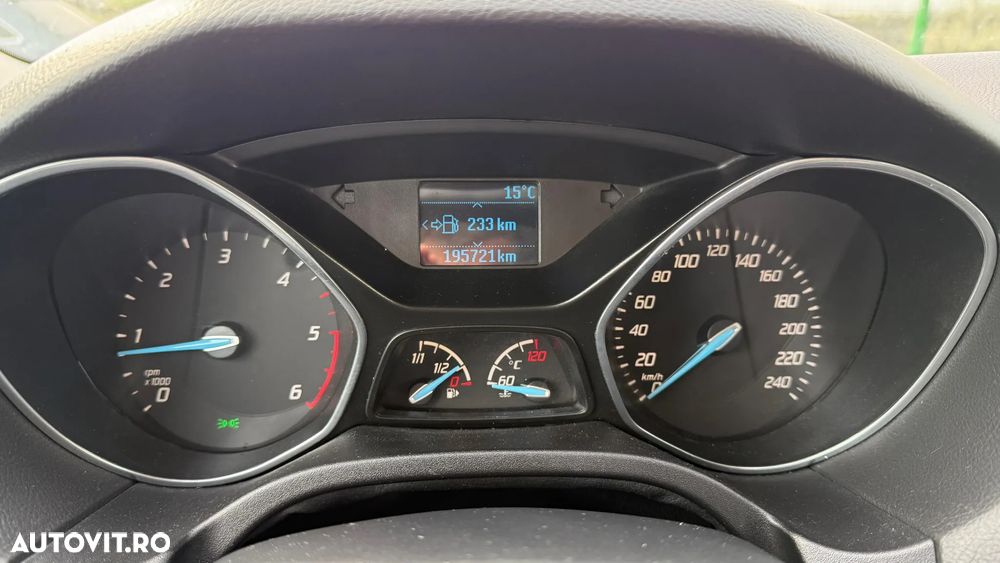 Ford Focus 1.6 TDCI DPF Start-Stopp-System Ambiente - 15