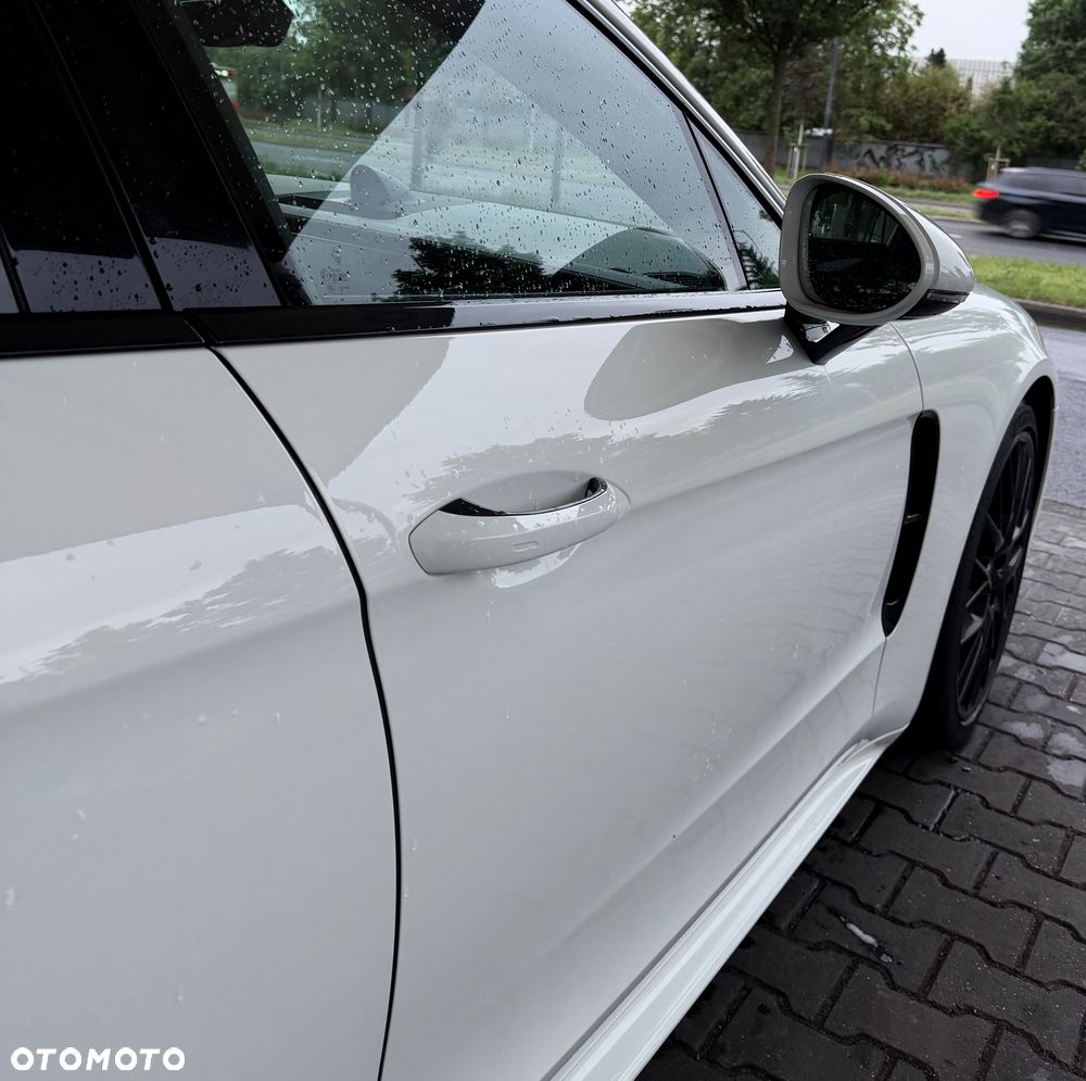 Porsche Panamera - 12
