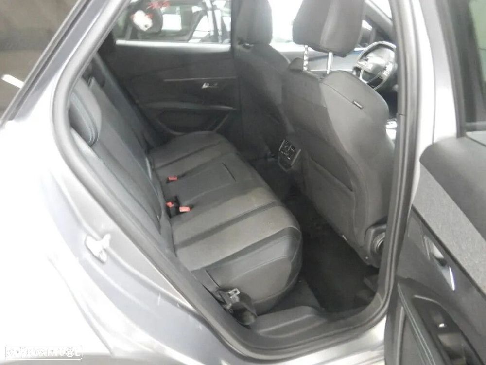 Peugeot 3008 1.6 Hybrid4 Allure Pack e-EAT8 - 10