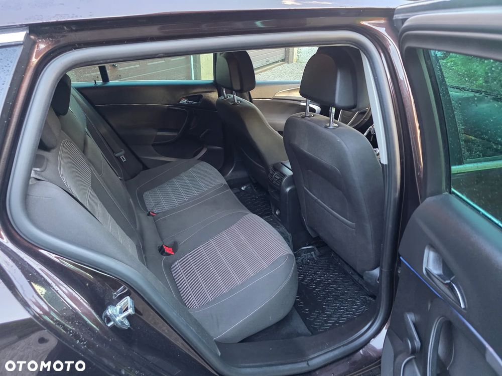 Opel Insignia 1.6 Turbo Sport - 11