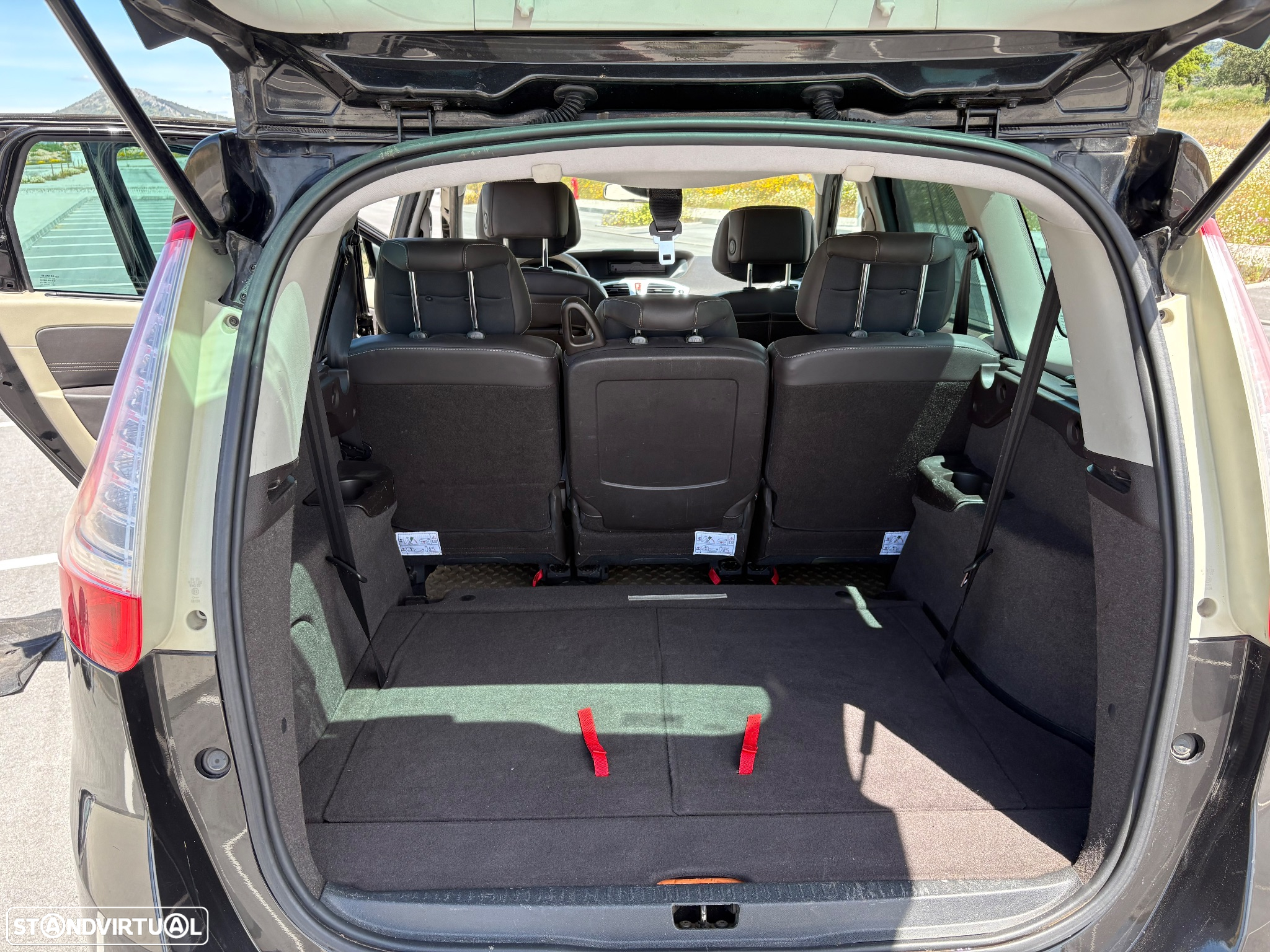Renault Grand Scénic 1.5 dCi Luxe 7L - 39