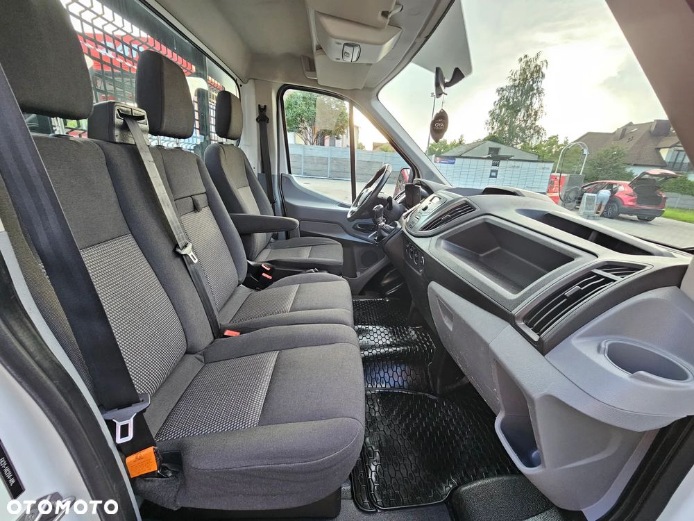 Ford Transit - 10