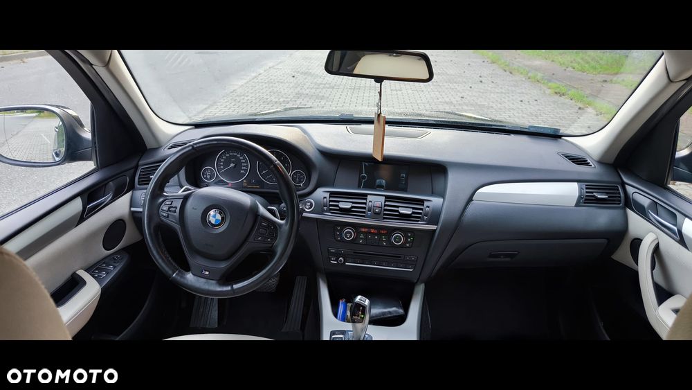 BMW X3 xDrive20d - 8