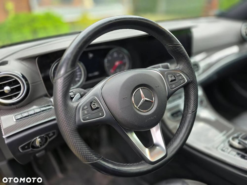 Mercedes-Benz Klasa E 350 d 4-Matic 9G-TRONIC - 15