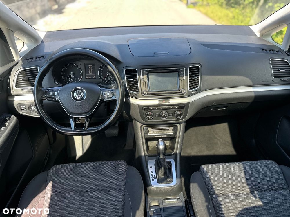 Volkswagen Sharan - 24