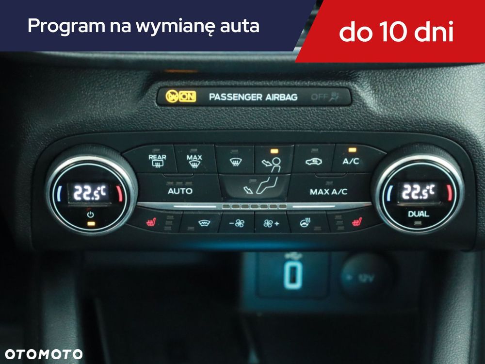 Ford Focus SW - 14