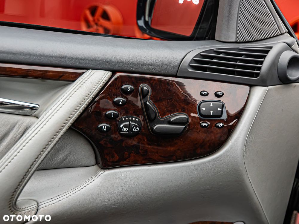 Mercedes-Benz CL - 21