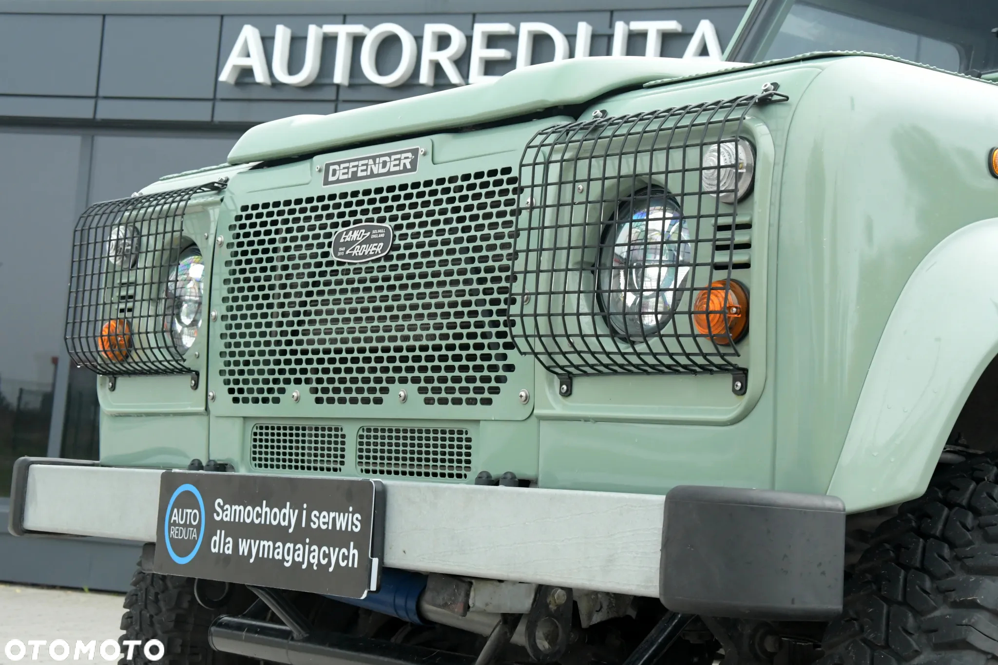 Land Rover Defender 90 2.5 TDI - 11