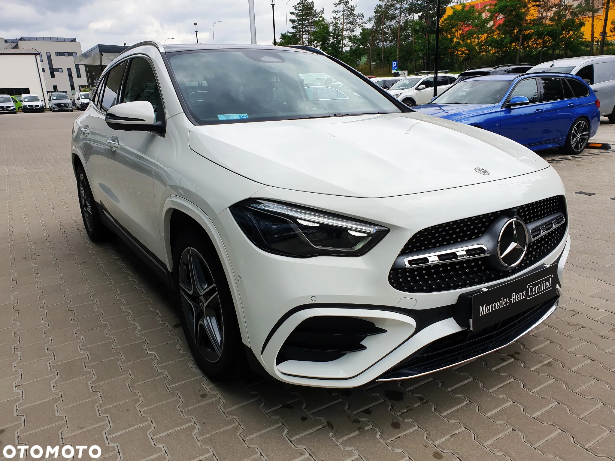 Mercedes-Benz GLA 200 AMG Line - 3