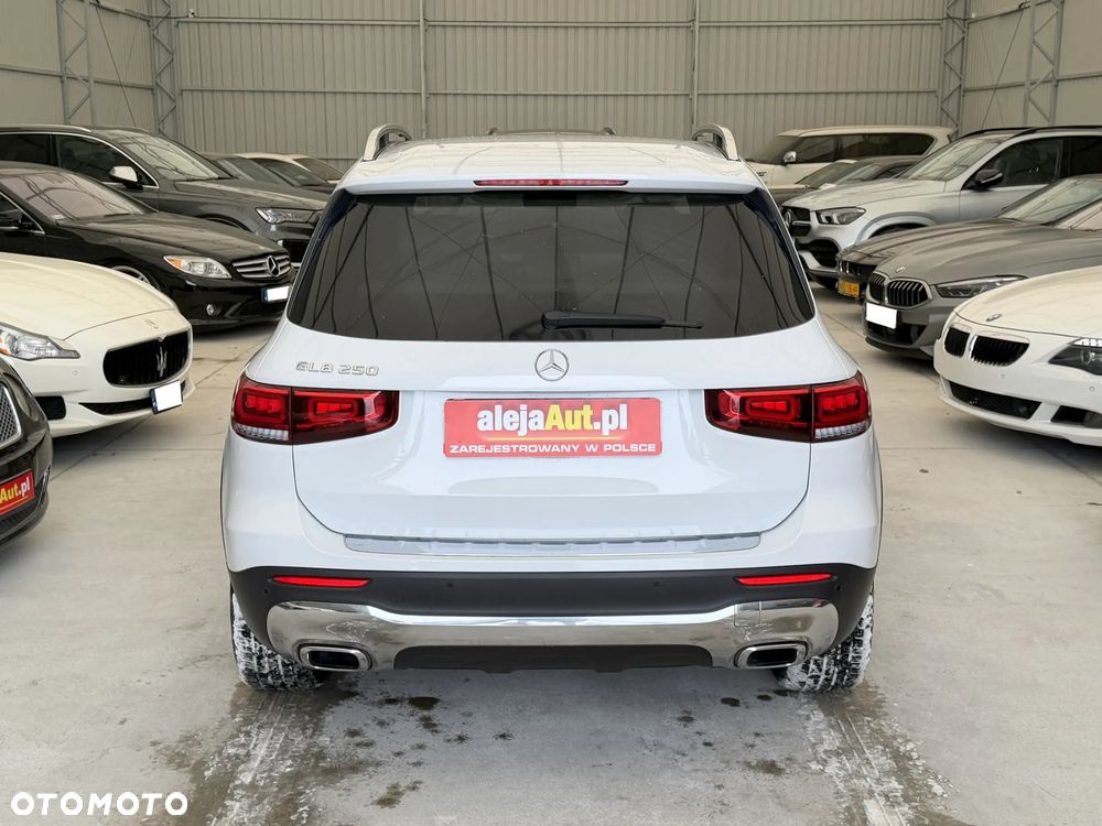Mercedes-Benz GLB 250 8G-DCT Progressive - 15