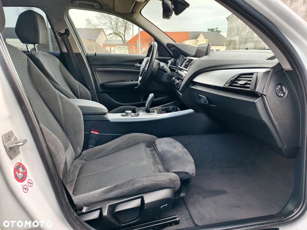 BMW Seria 1 120d Sport-Aut Sport Line - 14