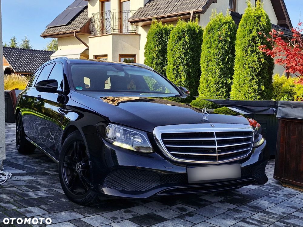 Mercedes-Benz Klasa E 200 d 9G-TRONIC - 2
