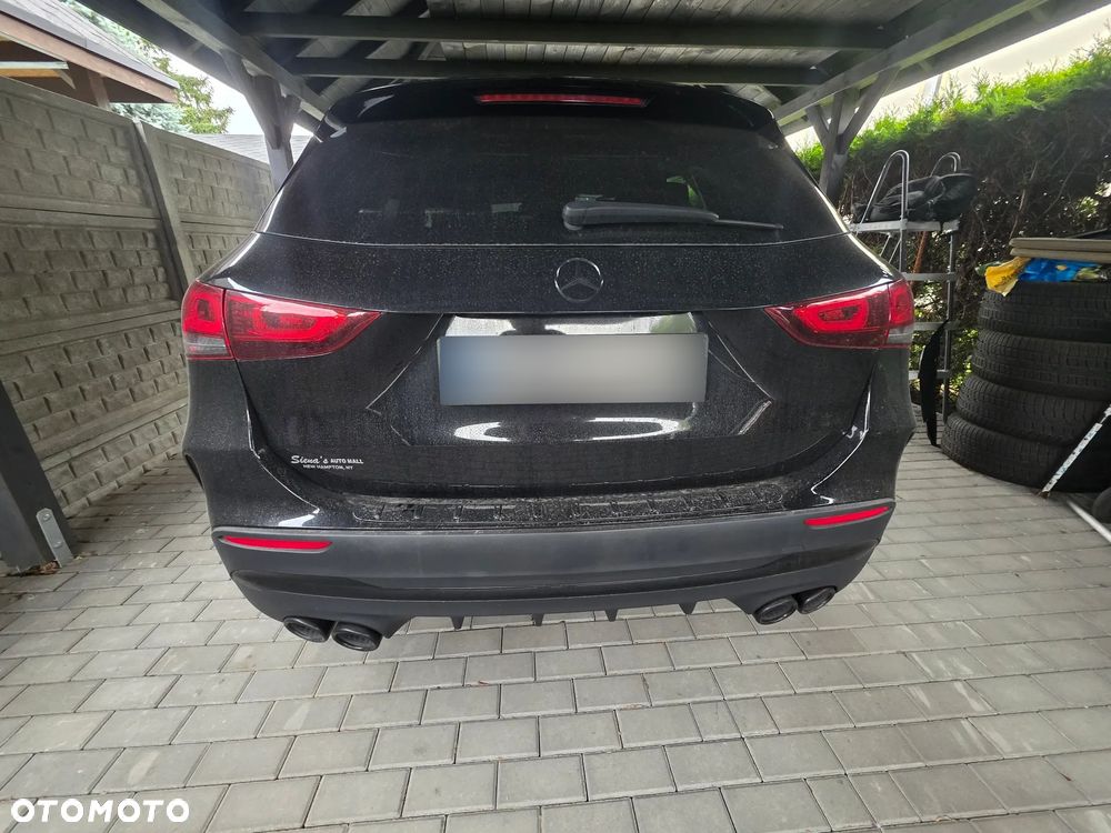 Mercedes-Benz GLA 250 4Matic 8G-DCT - 9
