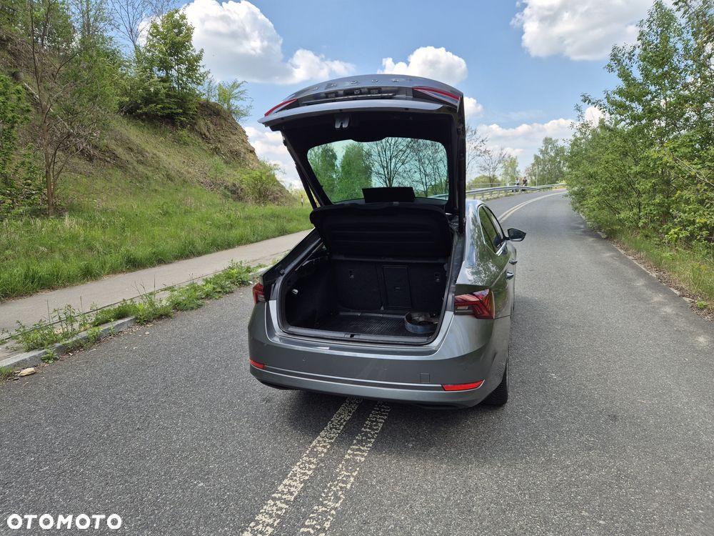 Skoda Octavia 2.0 TDI Style DSG - 12