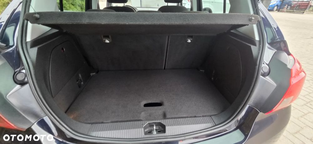 Opel Corsa 1.4 16V Innovation - 35