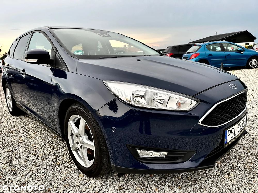 Ford Focus 1.0 EcoBoost Trend - 4