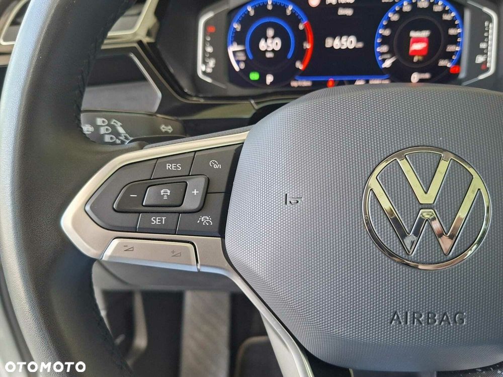 Volkswagen Touran - 13