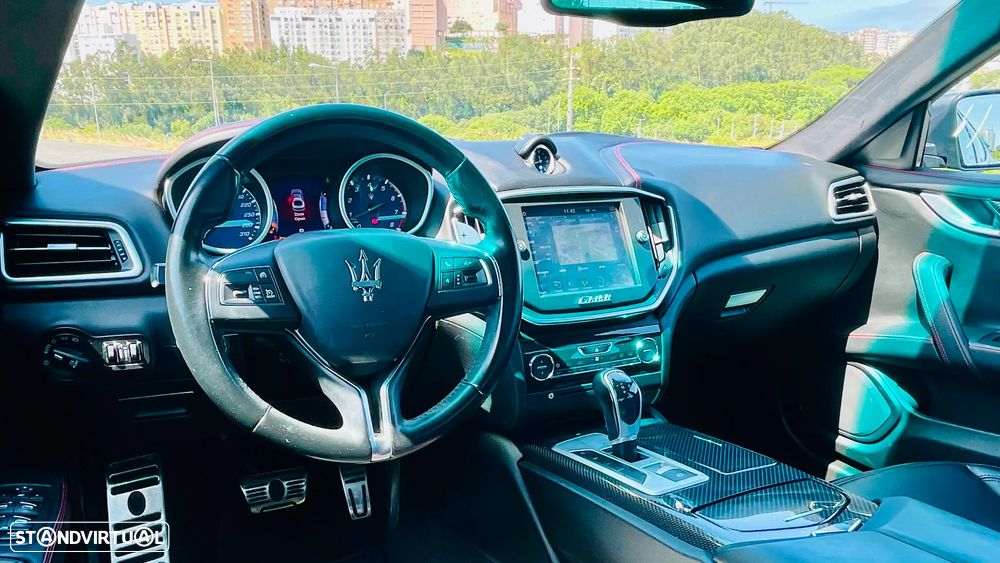 Maserati Ghibli 3.0 V6 - 21
