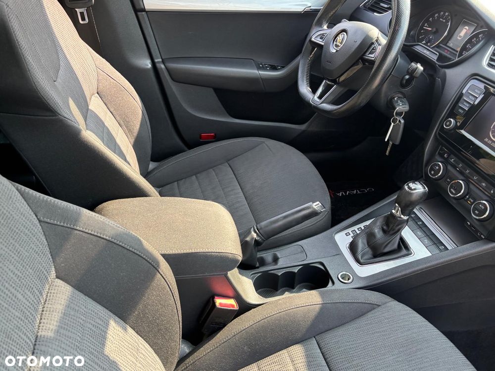 Skoda Octavia 2.0 TDI 4x4 DSG L&K - 31