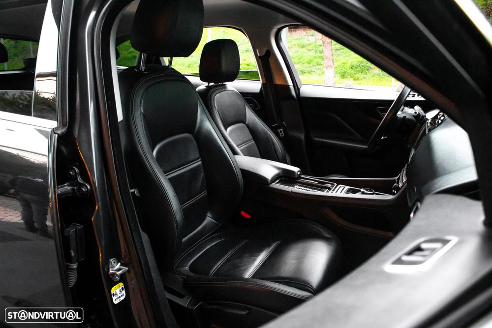 Jaguar F-Pace 20d Aut. Prestige - 27