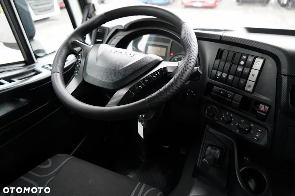 Iveco TRAKKER / 8x4 / WYWROTKA / HYDROBURTA / BORDMATIC / EURO 6 / MEILLER KIPPER - 30