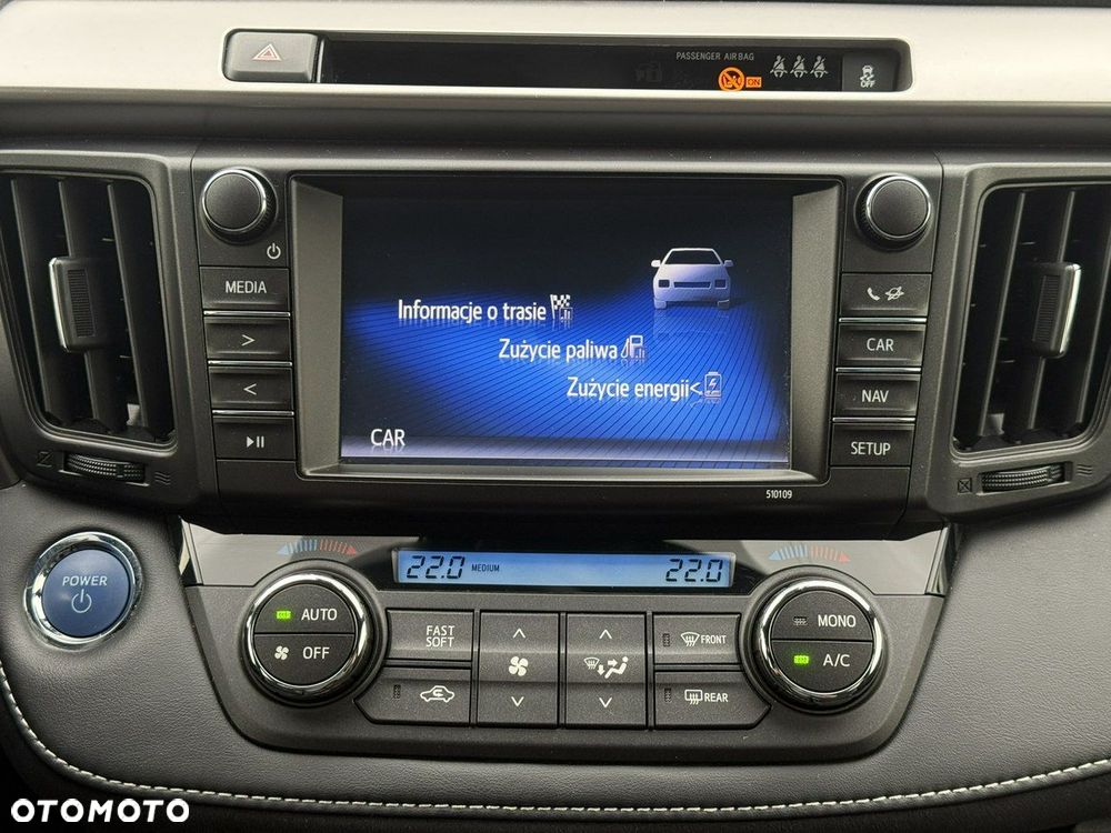 Toyota RAV4 Hybrid Premium 4x2 - 28