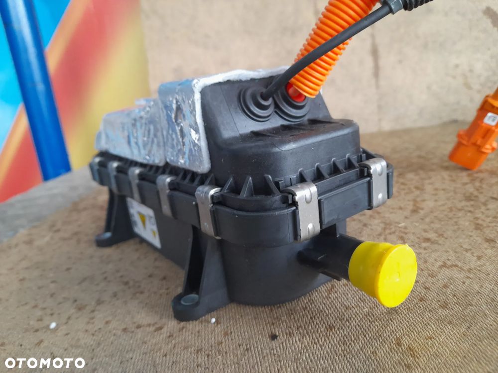 Elektryczna nagrzewnica płynu chłodzącego / Webasto Ford DG9H-18K464-CE - 5