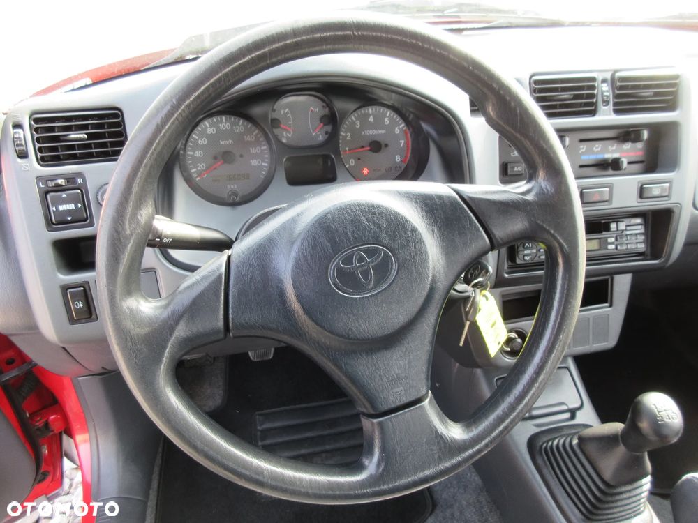Toyota RAV4 2.0 Special - 16